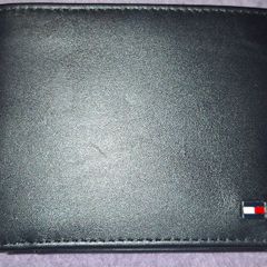 Tommy Hilfiger Leather Wallet