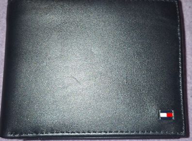 Tommy Hilfiger Leather Wallet