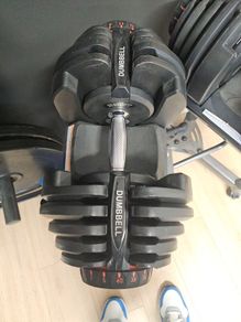 adjustable dumbells