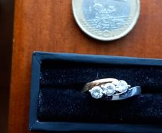9Ct Gold Ring with Beautiful Gemset
