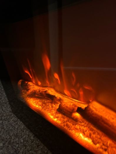 Electric wall fire