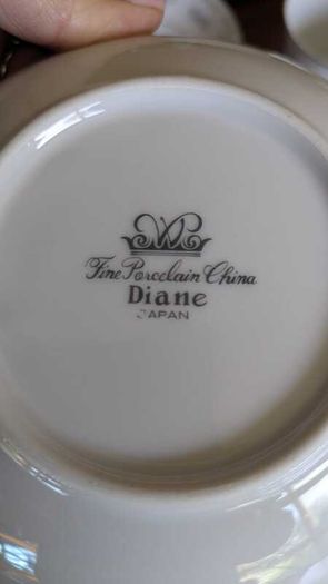 Diane Porcelain China Dinner Set (Japan)