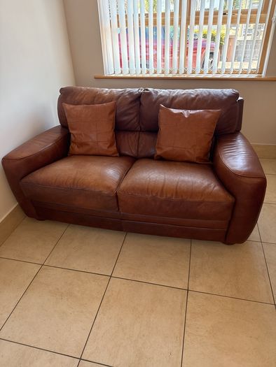 Brown/Tan 2 & 3 seater leather couches