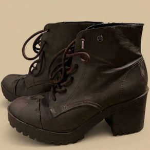 Viamarte ankle platform boots size EU 39
