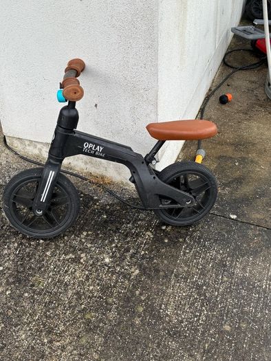 Q Play Tech Balance Bike