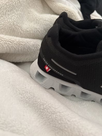 On Cloud trainers