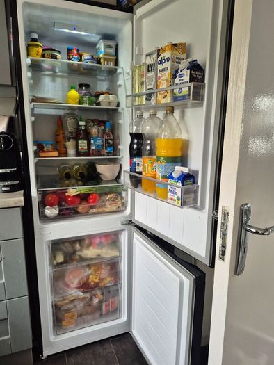 Fridge freezer