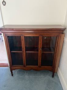 Vintage sideboard/bookcase