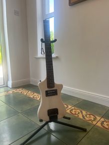 headless guitar
