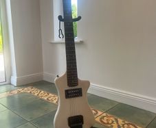 headless guitar