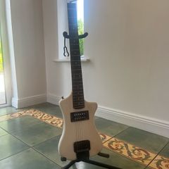 headless guitar