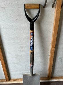 Spear and Jackson Neverbend Professional Garden Spade Wooden Handle