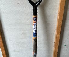 Spear and Jackson Neverbend Professional Garden Spade Wooden Handle