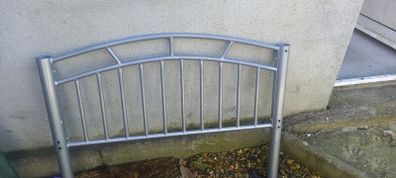 Single frame bed and mattress
