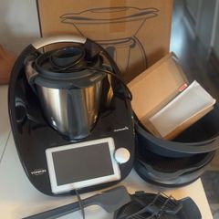 Thermomix TM6 Black still under warranty