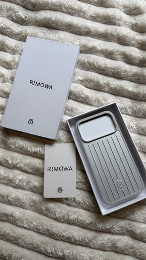 Rimowa Case 17 pro max