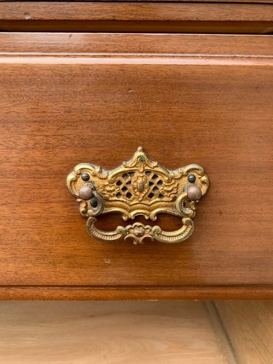 Late Edwardian Mahogany Chest of Drawers.