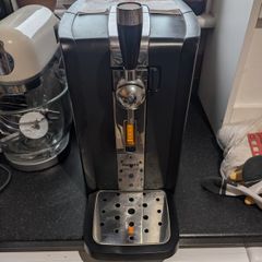 Phillips Perfect Draft Machine
