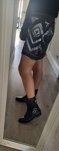 H&M silver, black and bronze sparkly skirt Sz 42 (Fit 12-14UK)