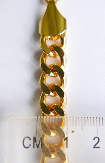 Men's  Bracelet 18K Yellow Gold Plated Flat Cuban Link Chain Bracelet length 8"