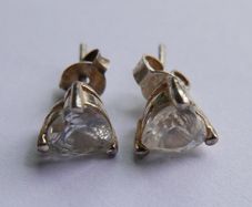 Vintage 925 Sterling Silver Heart shaped stud earrings