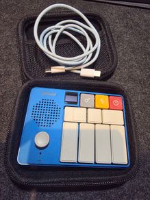 Hichord pocket audio synthesiser