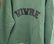 Gallery Vivre Green Sweatshirt