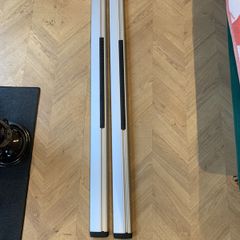 Thule roof bars 140cm