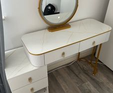 vanity desk