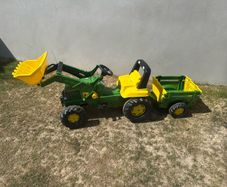 Ride on tractor