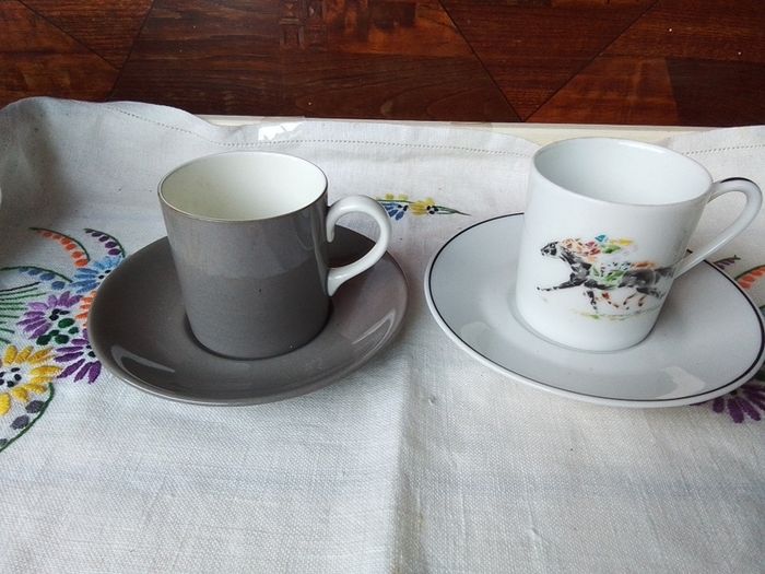 Two Quality Espresso Coffee Cups & Saucers