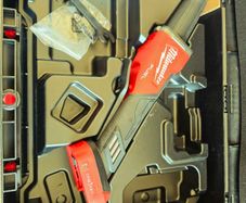 Milwaukee M18   Die grinder                                                                                                      Milwaukee m18 fuel grinder