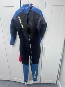 wet suit