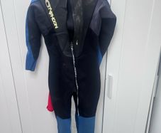 wet suit