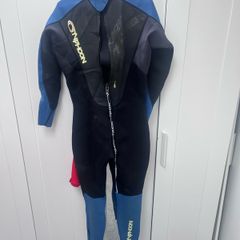 wet suit