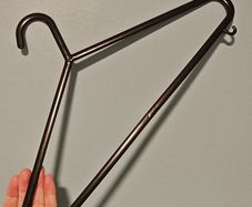 close hanger