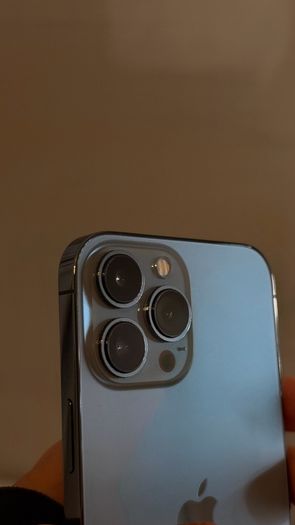 BLUE iPhone 13 Pro Max