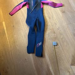 wetsuit
