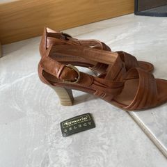 Ladies branded leather sandals size 5 - new without tags