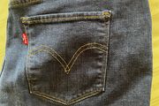 Levi's Women's Classic Straight Jeans