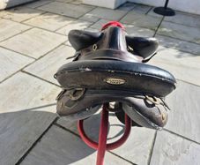 Stock saddles