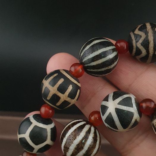 Antique Burmese Pumtek Pyu Petrified Wood Beads Necklace