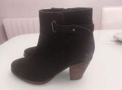 Carvela Suede Ankle Boots. UK 6 / EUR 39