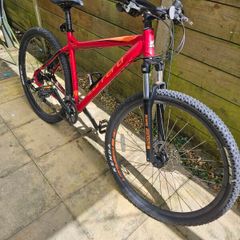 carrera Hellcat mountain bile 20 inch only used 3 times