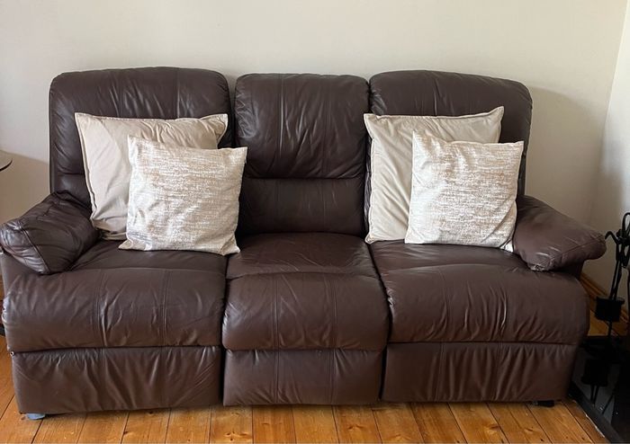 3 seater leather recliner sofa
