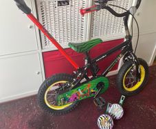 Apollo Kids Bike 12"