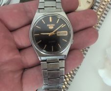 vintage watch Seiko 5 Automatic