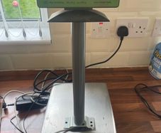 Weighing scales