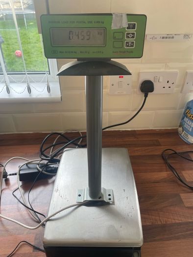 Weighing scales