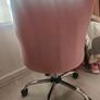 Pink office chair Image 3